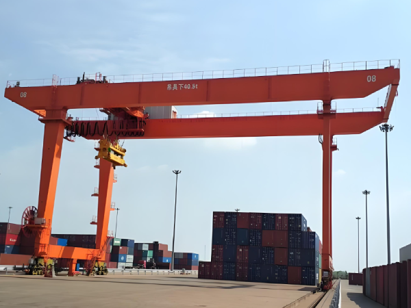 Rail Mounted Container Crane - Image 2